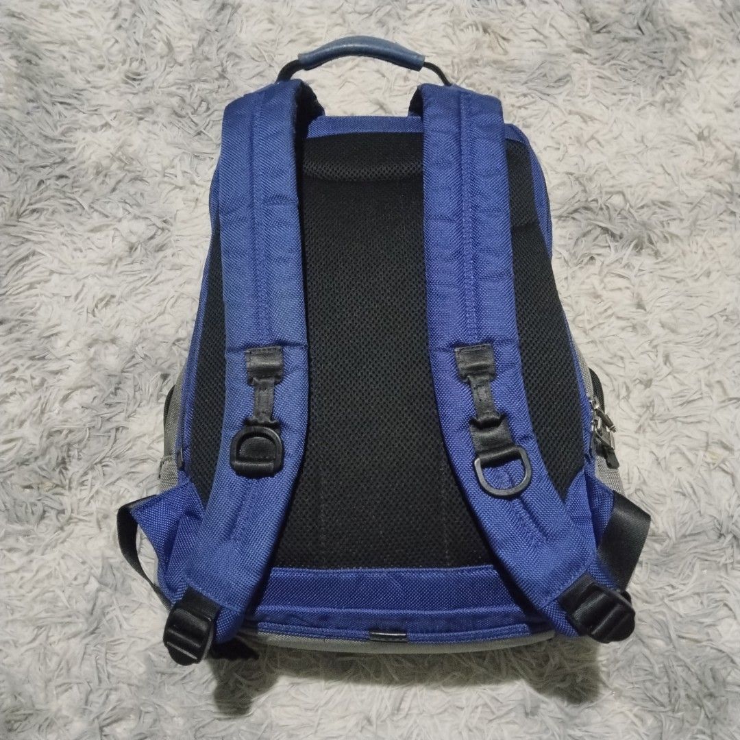 TUMI ALPHA BRAVO KNOX BUSINESS BACKPACK (Category: Backpacks) located in Cavite. Submitted by realdeal98 (Listing ID 1467131236, Image 3). Description: TUMI ALPHA BRAVO KNOX BUSINESS BACKPACK - Blue-Grav - Authentic - Multi pocket - Excellent condition Measurement when Iaid flat 16 inches width 17 inches length 5 inches depth 8350 shipped via JNT.