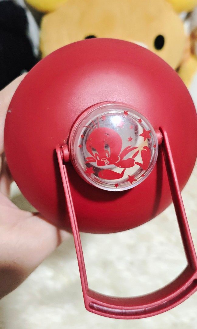 TWEETY BIRD RED-LANTERN LIGHT (Category: Character Goods) located in Manila. Submitted by yourfavoritethings7 (Listing ID 1467113143, Image 2). Description: Needs AA battery (3 pcs).