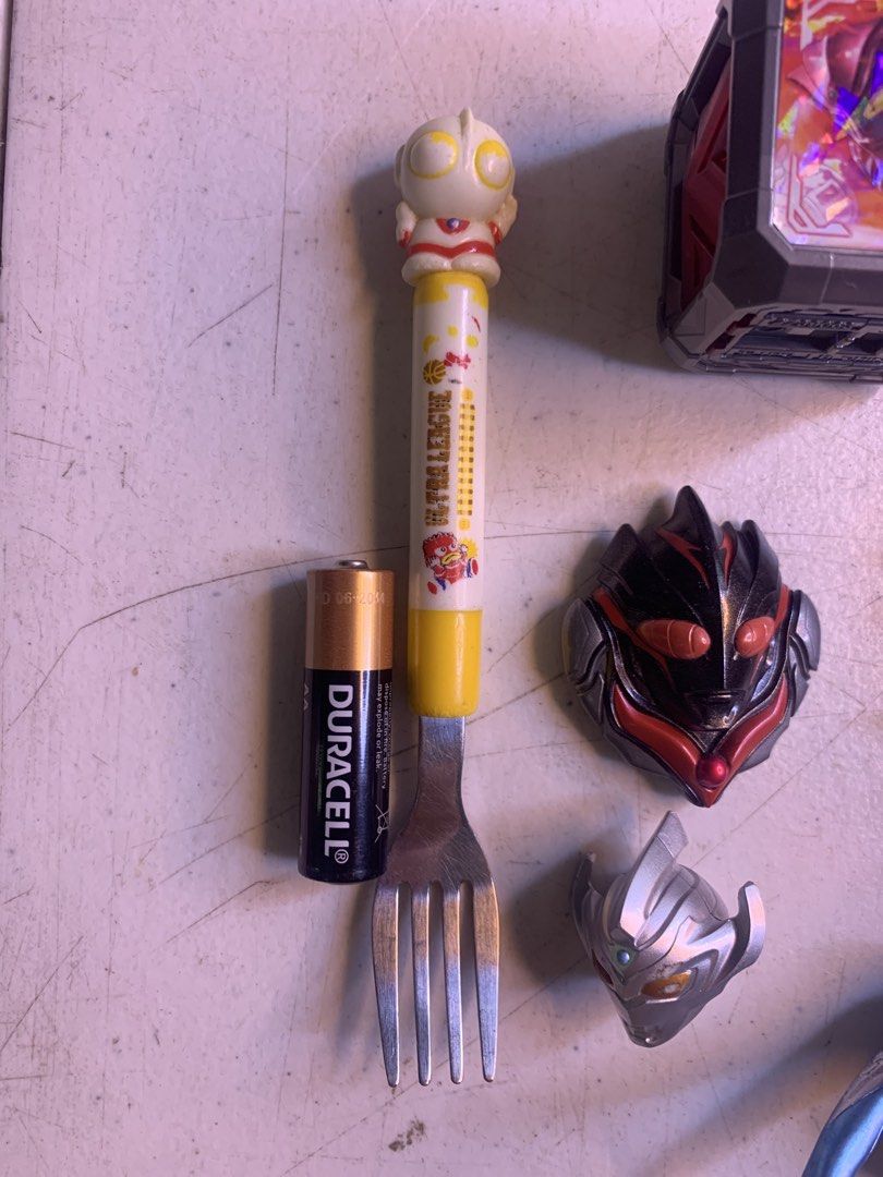 Ultraman Assorted Merch / Parts (Category: Other Merchandise) located in Carmona. Submitted by bihira (Listing ID 1467037770, Image 2). Description: Ultraman Assorted Merch / Parts - Ultraman Cube - Vintahe Ultraman Fork - Ultraman Parts and Pieces - Free Kaiju (missing leg) - Free Ultraman (no legs).