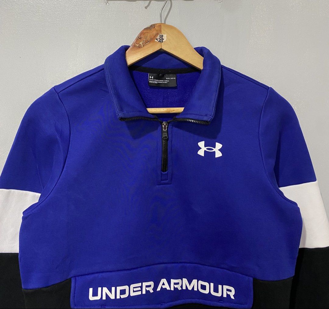 UNDER ARMOUR (Category: Tshirts & Polo Shirts ) located in Quezon City. Submitted by fast_break (Listing ID 1467091406, Image 1). Description: UNDER ARMOUR FLEECE COLOR: BLUE SIZE: YOUTH LARGE DIMES: W18 x 23L📏 COLOR RATE:9.8/10 EXCELLENT CONDITION AS NEW ✅ NO ISSUE LOC:NOVA QC📍 DM TO PURCHASE 💌.