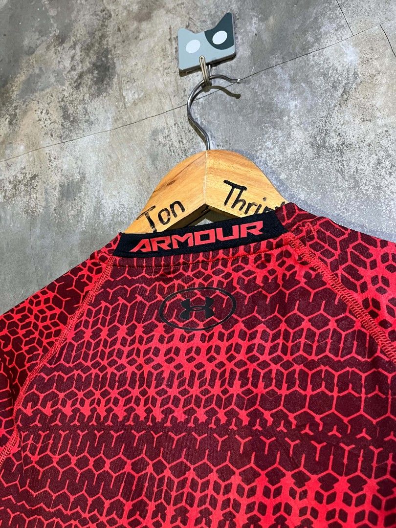 Under Armour Compression (Category: Activewear) located in Andop. Submitted by tonthrift_st (Listing ID 1467118870, Image 3). Description: Under Armour Compression Good as new Size Medium on tag Dimes W16 L25 No issue / flaws 🏷️📥 📍Kapalong, Davao del Norte.
