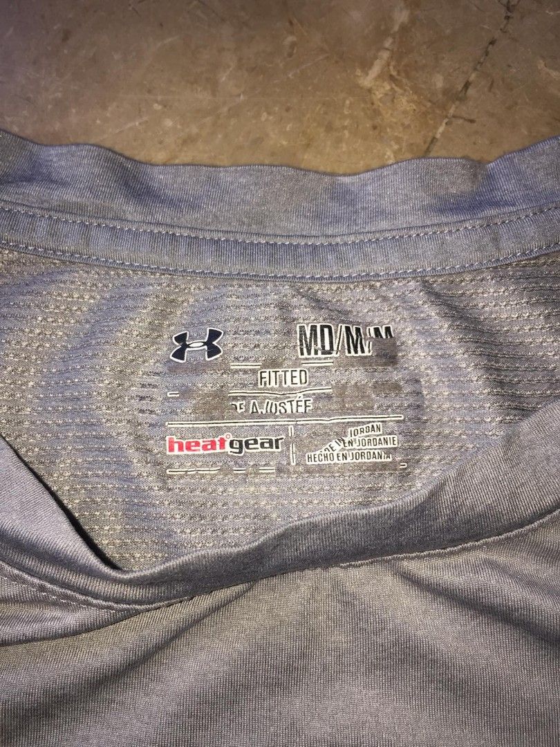 Under Armour Heatgear Shirt Medium (Category: Tshirts & Polo Shirts ) located in Naga. Submitted by bonethugz1822 (Listing ID 1467049650, Image 3). Description: Good condition No issues Need wash only Medium 350+sf.