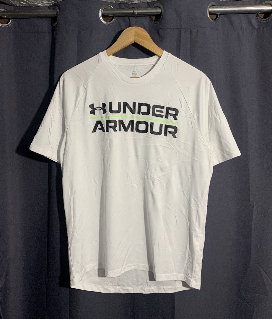 Under Armour Training Shirt (Category: Tshirts & Polo Shirts ) located in Cebu City. Submitted by drip.co (Listing ID 1467115335, Image 1). Description: Under Armour Training Shirt Size: Large Dimes: 21x26.5 Color Rate: 10/10 As New Condition No Issue 450 + sf.