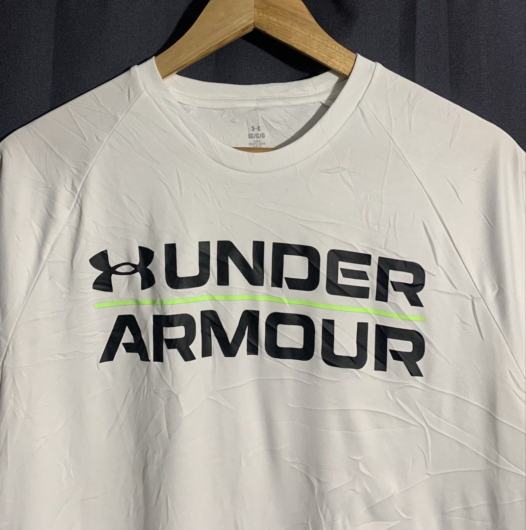 Under Armour Training Shirt (Category: Tshirts & Polo Shirts ) located in Cebu City. Submitted by drip.co (Listing ID 1467115335, Image 3). Description: Under Armour Training Shirt Size: Large Dimes: 21x26.5 Color Rate: 10/10 As New Condition No Issue 450 + sf.
