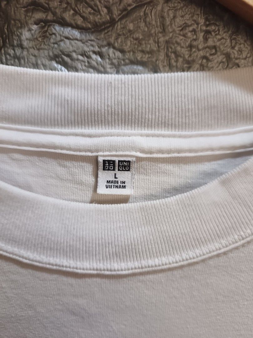 UNIQLO (Category: Activewear) located in Calabanga. Submitted by just-thrift (Listing ID 1467076043, Image 3). Description: UNIQLO TSHIRT ‎GOOD CONDITION ‎COLOR RATE: 9.5/10 ‎SIZE:LARGE ON TAG ‎ISSUE ALTERED YUNG SLEEVE ‎DIMES:21/26.5.