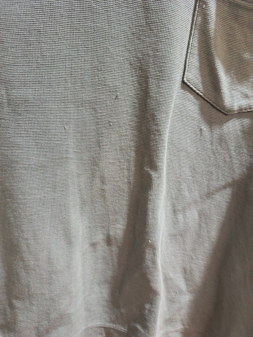 Uniqlo (Category: Activewear) located in Calabanga. Submitted by just-thrift (Listing ID 1467076979, Image 3). Description: UNIQLO ‎GOOD CONDITION ‎COLOR RATE: 8.5/10 ‎SIZE:MEDIUM ON TAG ‎DIMES:20/25 ‎SLEEVE:20 ‎.