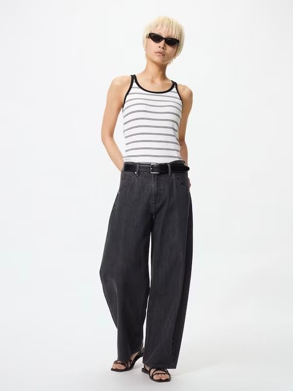 UNIQLO BARREL PANTS (Category: Jeans) located in Manila. Submitted by mapledrave (Listing ID 1467072348, Image 1). Description: NO ISSUES USED ONCE SIZE 30.