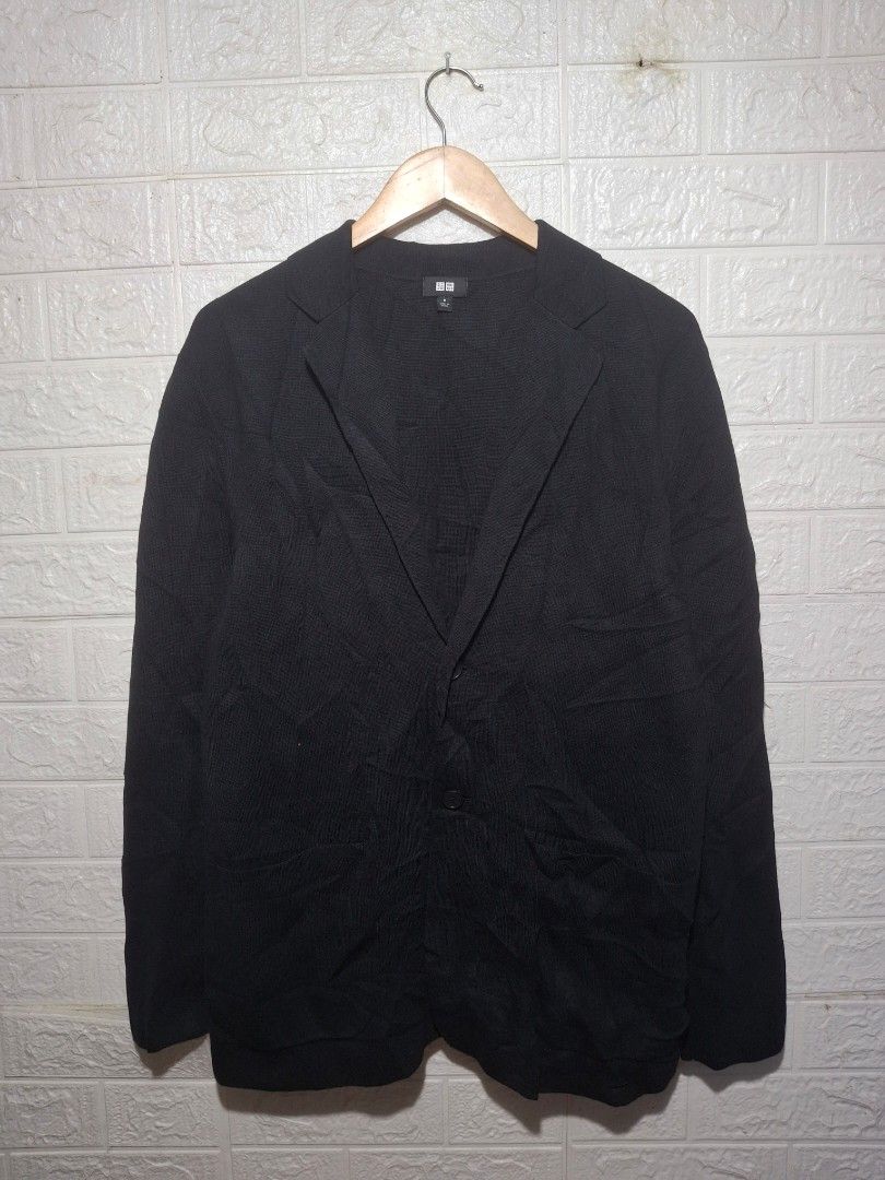 UNIQLO KNIT JACKET COAT FOR MEN (Category: Coats, Jackets and Outerwear) located in Angeles City. Submitted by livemountain.e2ae07 (Listing ID 1466997097, Image 1). Description: UNIQLO KNIT JACKET COAT FOR MEN MEDIUM W21 L27.4 HONNEST ISSUE NSA LAST PIC PLUS SF.
