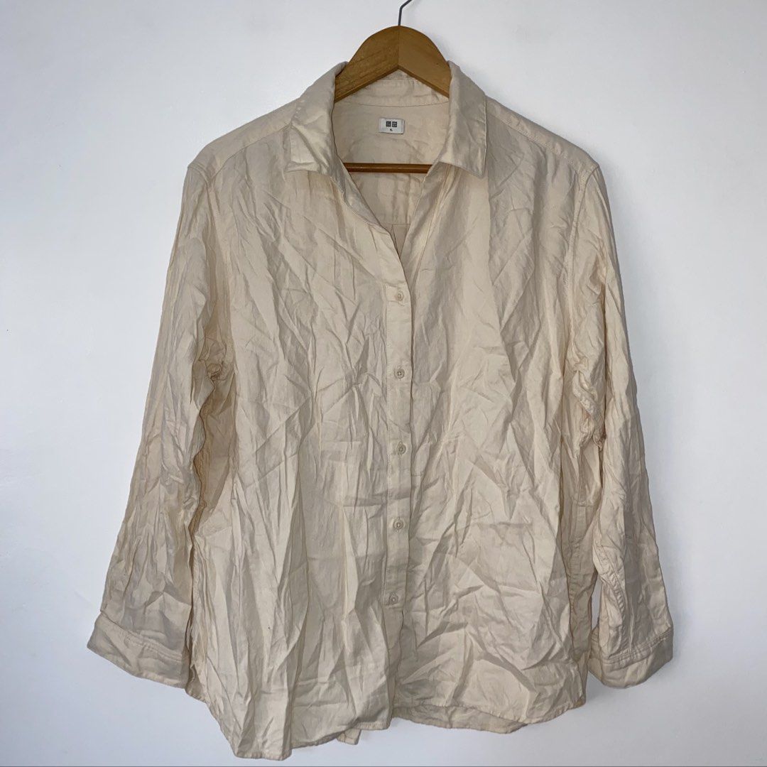 UNIQLO light flannel long sleeve top (Category: Longsleeves) located in San Jose del Monte. Submitted by mamiracky (Listing ID 1467067021, Image 3). Description: .