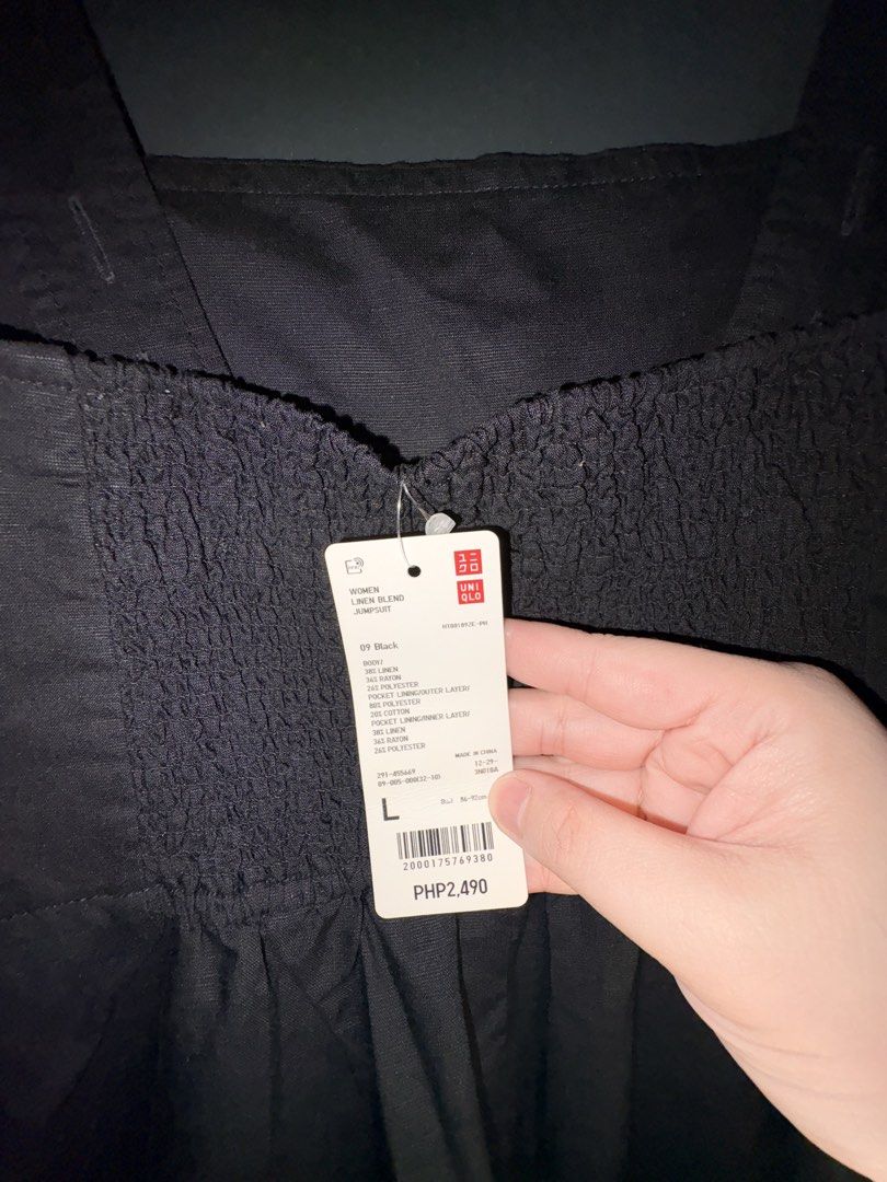 Uniqlo Linen Jumpsuit (Category: Rompers) located in Cavite. Submitted by loved_by_g (Listing ID 1466976034, Image 3). Description: Tag intact. Brandnew. .