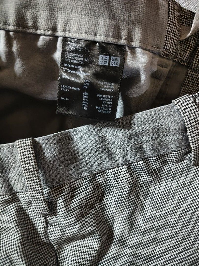 UNIQLO SMART ANKLE PANTS MEN 30 (Category: Trousers) located in Quezon City. Submitted by ahyaladyblue (Listing ID 1467032559, Image 3). Description: .