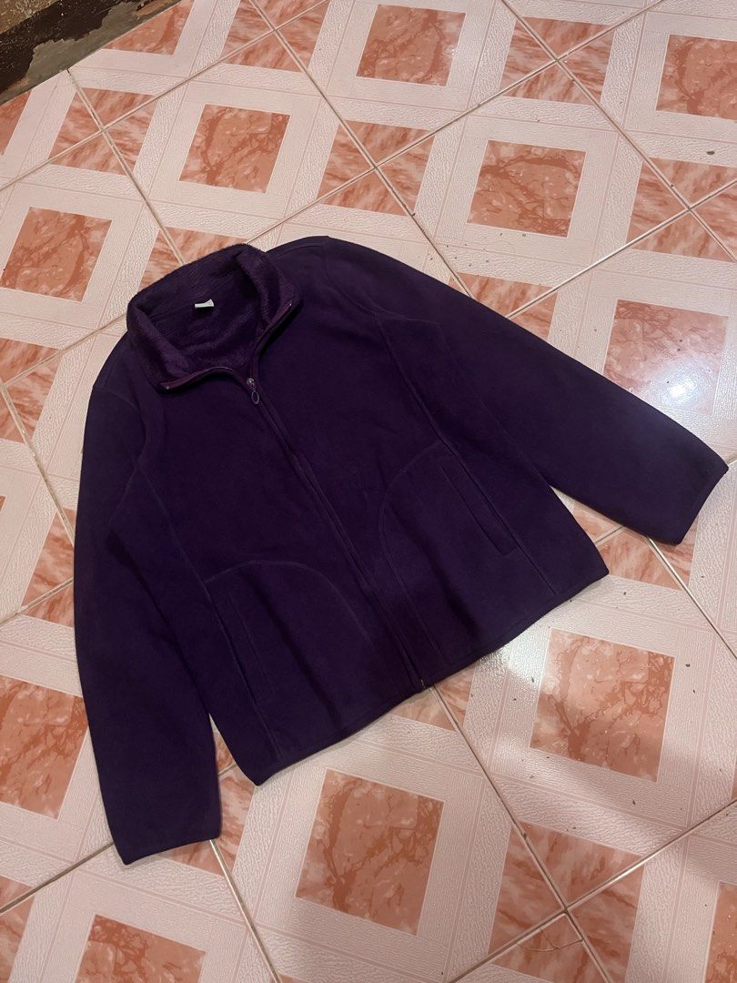 UNIQLO SOLID PURP FLEECE JACKET (Category: Coats, Jackets and Outerwear) located in Pasig City. Submitted by calmfish-776876 (Listing ID 1467023773, Image 2). Description: -Color may vary due to lighting Good Condition Dimes: Length 25 Width 20 Sleeve 24 Negotiable Don’t miss out DM📥.