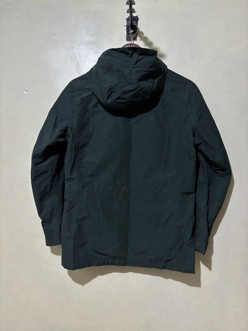 Uniqlo utility parka (Category: Coats, Jackets and Outerwear) located in Taguig. Submitted by dcltrng. (Listing ID 1467049475, Image 3). Description: - Brand: Uniqlo Size small Width 21 Length 28 Can pass as brand new No issue.