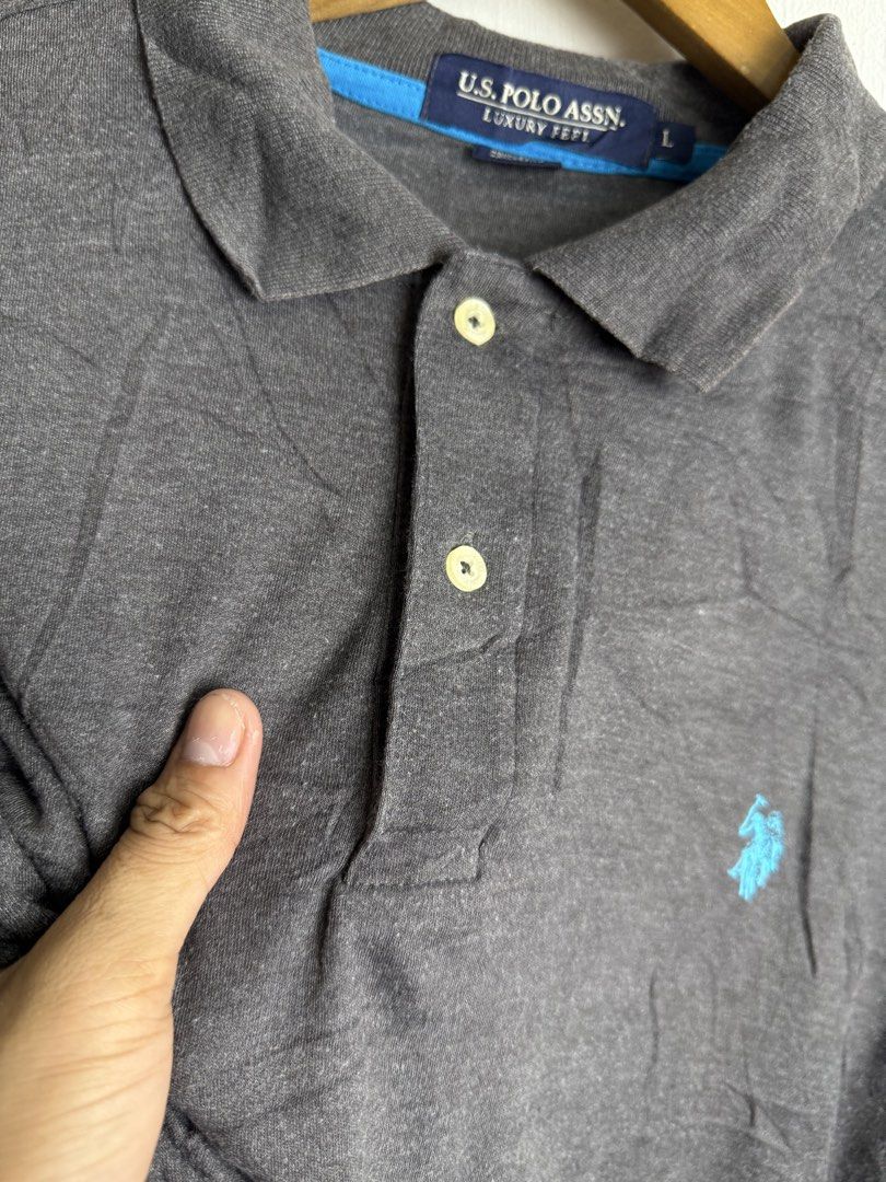 US POLO ASSASSIN POLO SHIRT (Category: Tshirts & Polo Shirts ) located in Daraga. Submitted by mirandillaadrian (Listing ID 1467123381, Image 3). Description: Authentic Minimal lints sa front kunti lang 23x28.5 Solid pa.