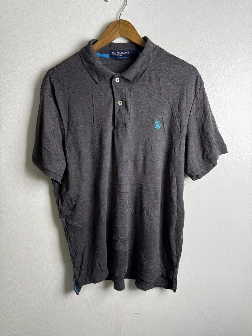 US POLO ASSASSIN POLO SHIRT (Category: Tshirts & Polo Shirts ) located in Daraga. Submitted by mirandillaadrian (Listing ID 1467123381, Image 1). Description: Authentic Minimal lints sa front kunti lang 23x28.5 Solid pa.