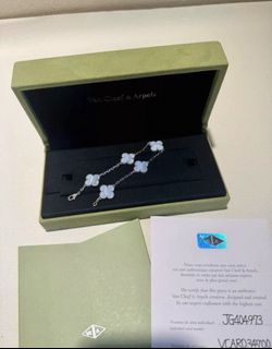 （分類：）位於 。 由 lorajewelry 提交（商品編號 1467134777，圖片 1）。簡介： 。