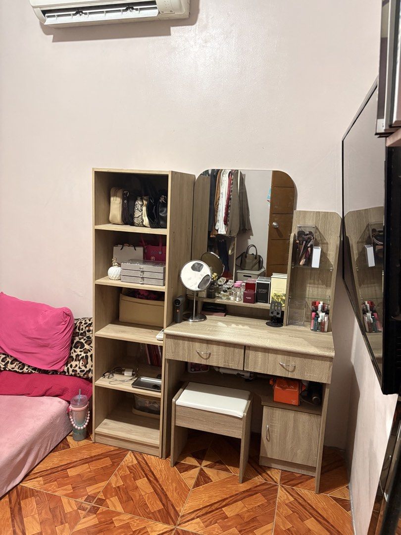 Vanity Table and Open Cabinet (Category: Tables & Sets) located in Manila. Submitted by ashfinds.mnl (Listing ID 1467035509, Image 1). Description: Rush Sale Sanyang Vanity Dresser & Open Cabinet Almost new, no scratches and all. Used only for 6 months Selling as pair ₱5,500.00 negotiable for sure buyer) RFS: Will change into bigger table. 📍Teresa, Rizal - Selling as a complete set.