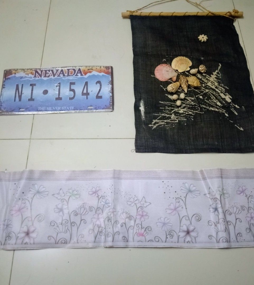 Varieties at P50 each only (Category: Wall Decor) located in Pateros City. Submitted by foryoufindsph (Listing ID 1467160924, Image 2). Description: Check the pictures for actual items, price as posted Buy now at For You Finds PH | Get More For Less , Pateros.