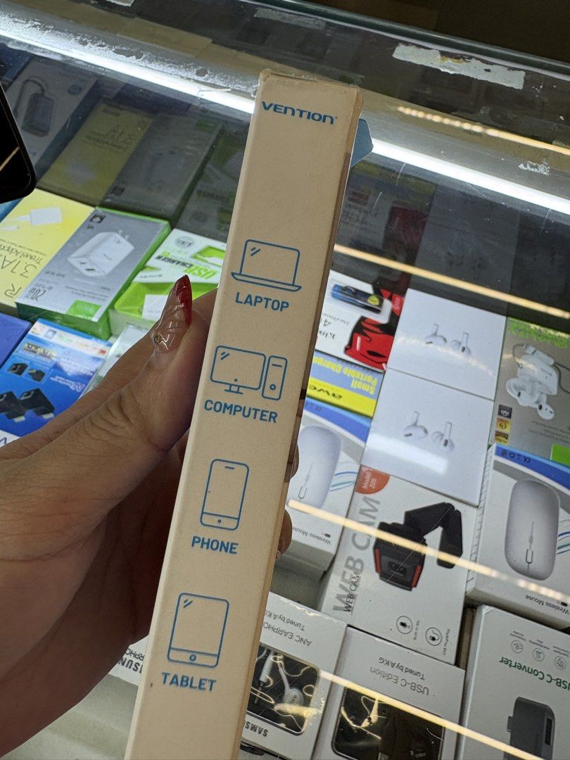 Vention 5in1 USB-C Docking Station (Category: Computer Keyboard) located in Taguig. Submitted by grassyyieeebeyb (Listing ID 1467092826, Image 3). Description: Brandnew Vention brand 5in1 docking station.