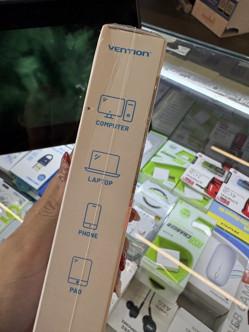 Vention 6in1 USB-C Docking Station (Category: Computer Parts) located in Taguig. Submitted by grassyyieeebeyb (Listing ID 1467093090, Image 2). Description: Brandnew Vention brand 6in1 Docking Station.