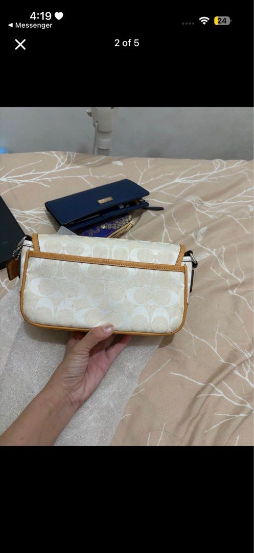 Vintage coach flap sling bag (Category: Luxury Bags & Wallets) located in Manila. Submitted by chellie25 (Listing ID 1467052500, Image 1). Description: Bought from japan thrift shop used 3x minimal flaws .