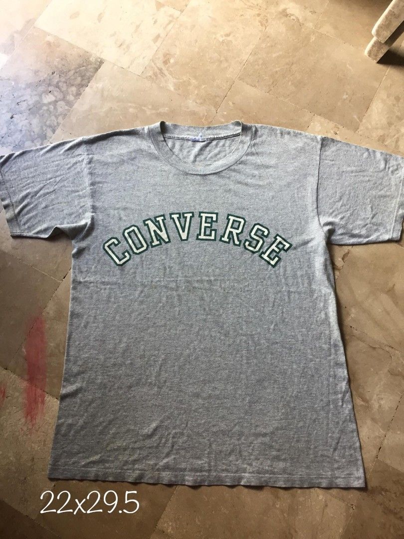 Vintage Converse Arch Crewneck Tshirt (Category: Tshirts & Polo Shirts ) located in Naga. Submitted by bonethugz1822 (Listing ID 1467042006, Image 1). Description: 400+sf Good condition Cut tag issue at minimal crack print Colorate 9/10.