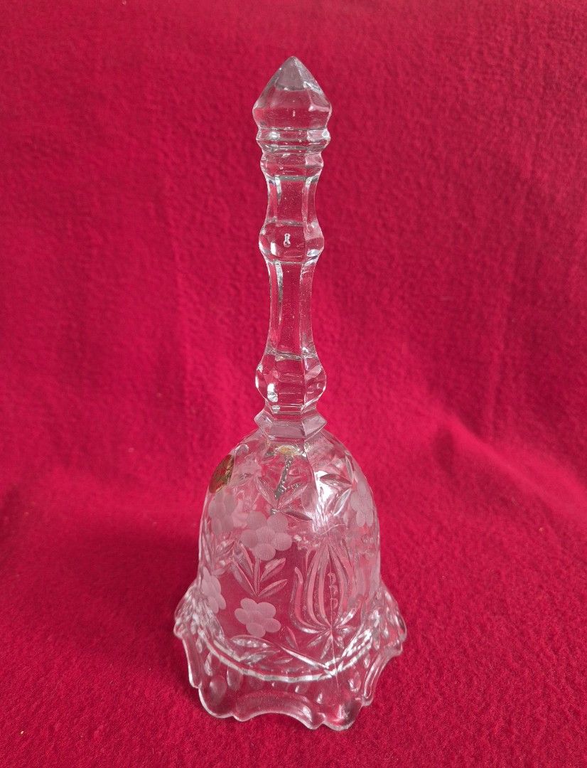 Vintage German Crystal Bell, 9" (Category: Vintage Collectibles) located in Makati City. Submitted by maydeleo1 (Listing ID 1467003254, Image 1). Description: Beautiful authentic vintage collectible crystal dinner bell. Perfect for home decor or display cabinets. ✨ Details: Origin: Made in Germany (original foil sticker is still intact) Material: Heavy lead crystal with clear geometric cuts Design: Frosted floral pattern with a ruffled, scalloped