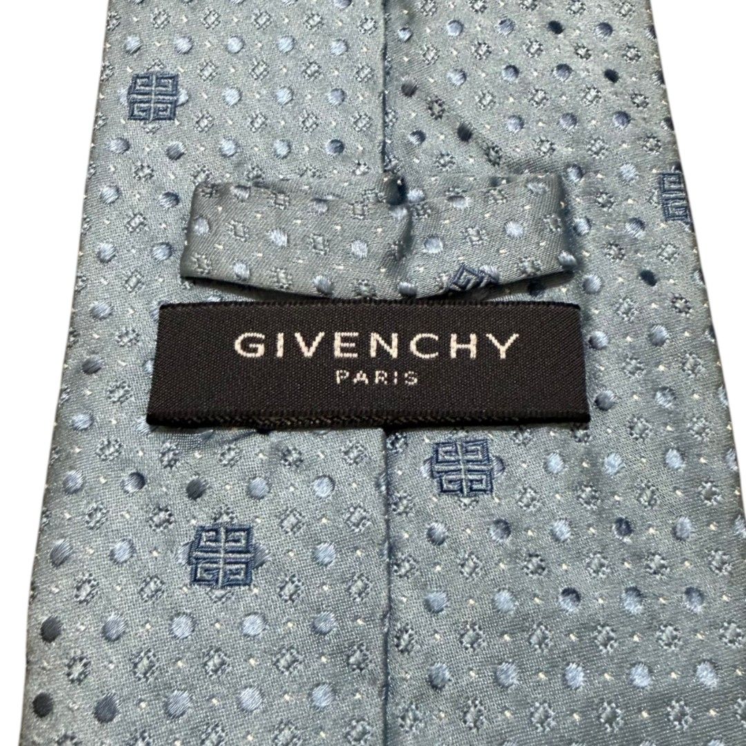 VINTAGE GIVENCHY PARIS SILK NECKTIE (Category: Ties) located in Dinalupihan. Submitted by aizzeestuffs (Listing ID 1467052644, Image 3). Description: Color may vary due to lighting. Pm for more Details. Old Money Luxury Designer.
