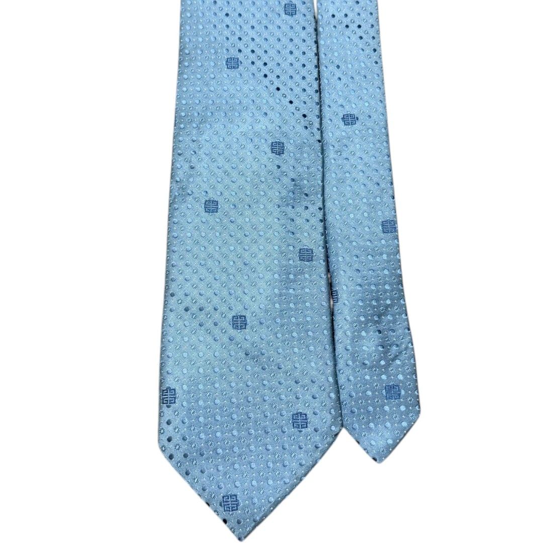 VINTAGE GIVENCHY PARIS SILK NECKTIE (Category: Ties) located in Dinalupihan. Submitted by aizzeestuffs (Listing ID 1467052644, Image 2). Description: Color may vary due to lighting. Pm for more Details. Old Money Luxury Designer.