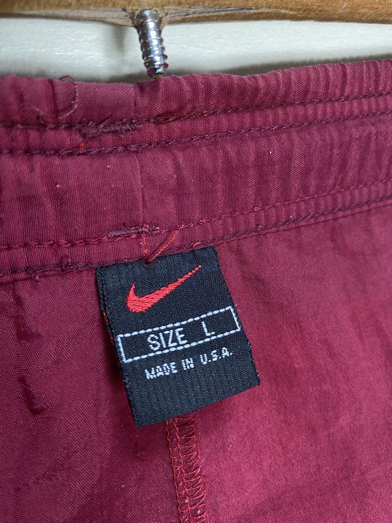 Vintage nike ACG short (Category: Shorts) located in Surigao. Submitted by ricsons (Listing ID 1467123064, Image 3). Description: 36-40W 18L dimension Loose garter Sign of use vintage na din kasi.