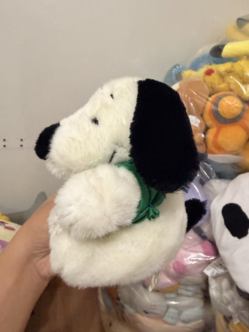 Vintage Peanuts Snoopy Plush Toy (Category: Plushies & Soft Toys) located in Quezon City. Submitted by cookiecreammm (Listing ID 1467163188, Image 2). Description: .