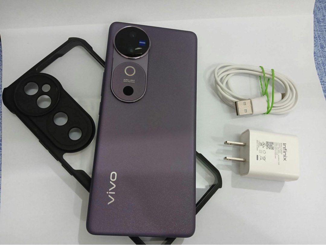 Vivo v40 (Category: Vivo) located in Rizal. Submitted by nellieeillen (Listing ID 1467137571, Image 2). Description: Vivo V40 256 gb 12+12 gb Check to sawa Pawnshop subasta Pwede nyo puntahan sa mismong pawnshop pwede din po deliver depende kung ano po trip niyo thanks.