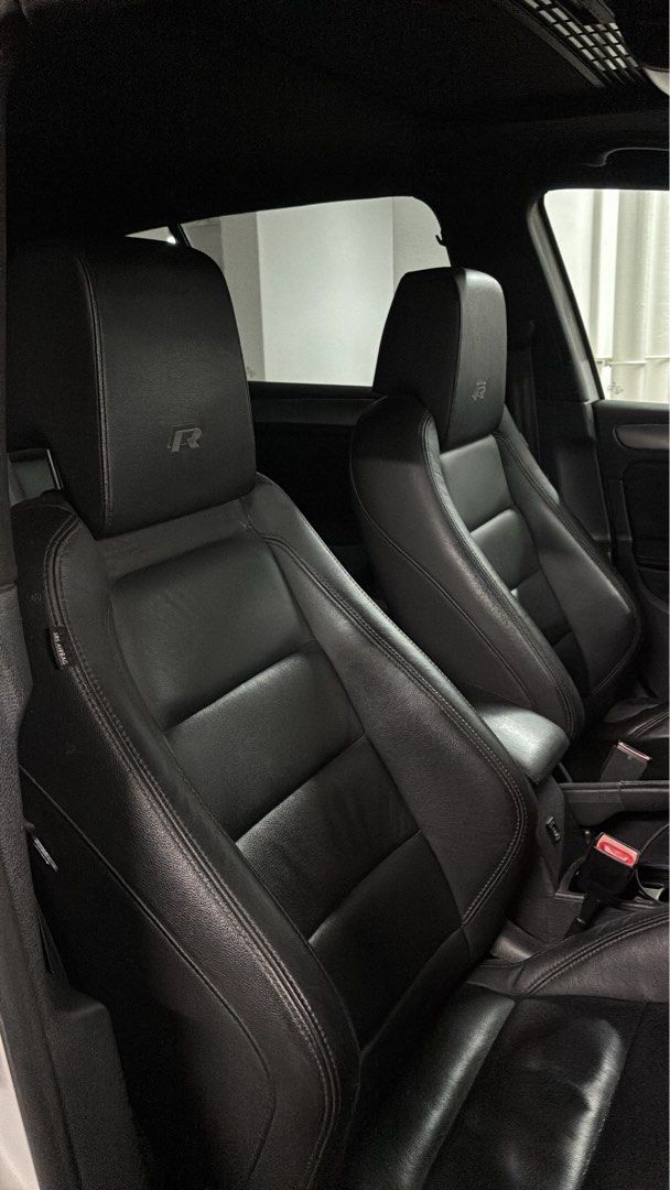 Volkswagen Golf R 2.0 DSG 5dr (A) (Category: Used Cars) located in Singapore. Submitted by piggyyyyyyyyyyyy (Listing ID 1467000322, Image 3). Description: NO consignment, only selling to direct owners. Bartek DSG cooler Polarfis data display STXA coilovers Leyo air intake Snowtech intercooler Bastuck exhaust w/ cert CF front lip, side skirt, spoiler Ori ce28 CR2 Ap racing pro 5000r 9660 6 pot Etuners stage 1 ECU Etuners stage 2 DSG Ori Defi A1 bo