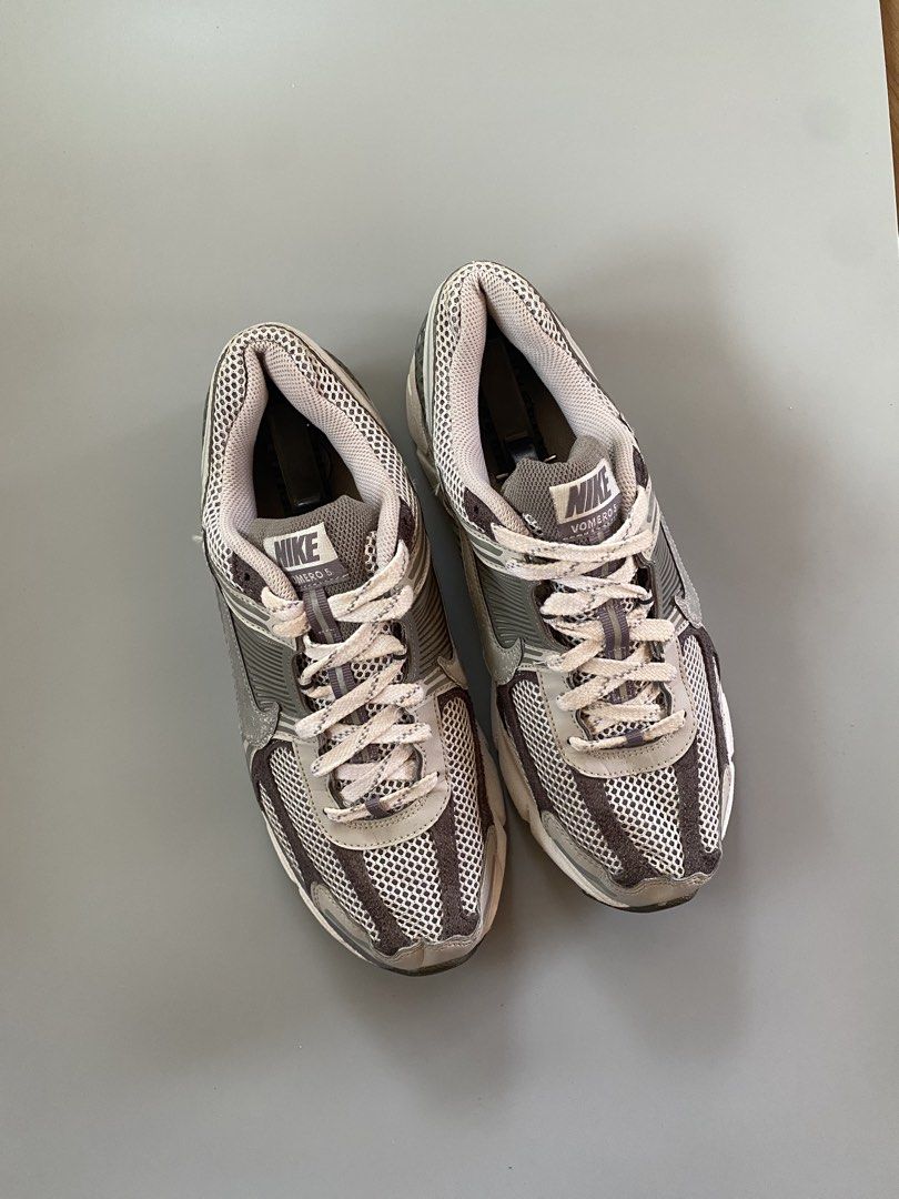 VOMERO 5 (Category: Shoe inserts & accessories) located in Butuan. Submitted by thriftsnyy (Listing ID 1467089745, Image 2). Description: VERY GOOD CONDITION SIGN KF USAGE ONLY.