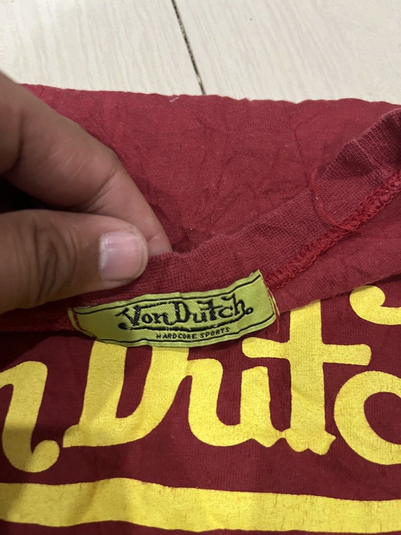 Vondutch (Category: Shirts) located in Davao. Submitted by rsantiago25 (Listing ID 1467007452, Image 3). Description: Vondutch for womens minimal hairline colort rate 9/10 verygood condition.