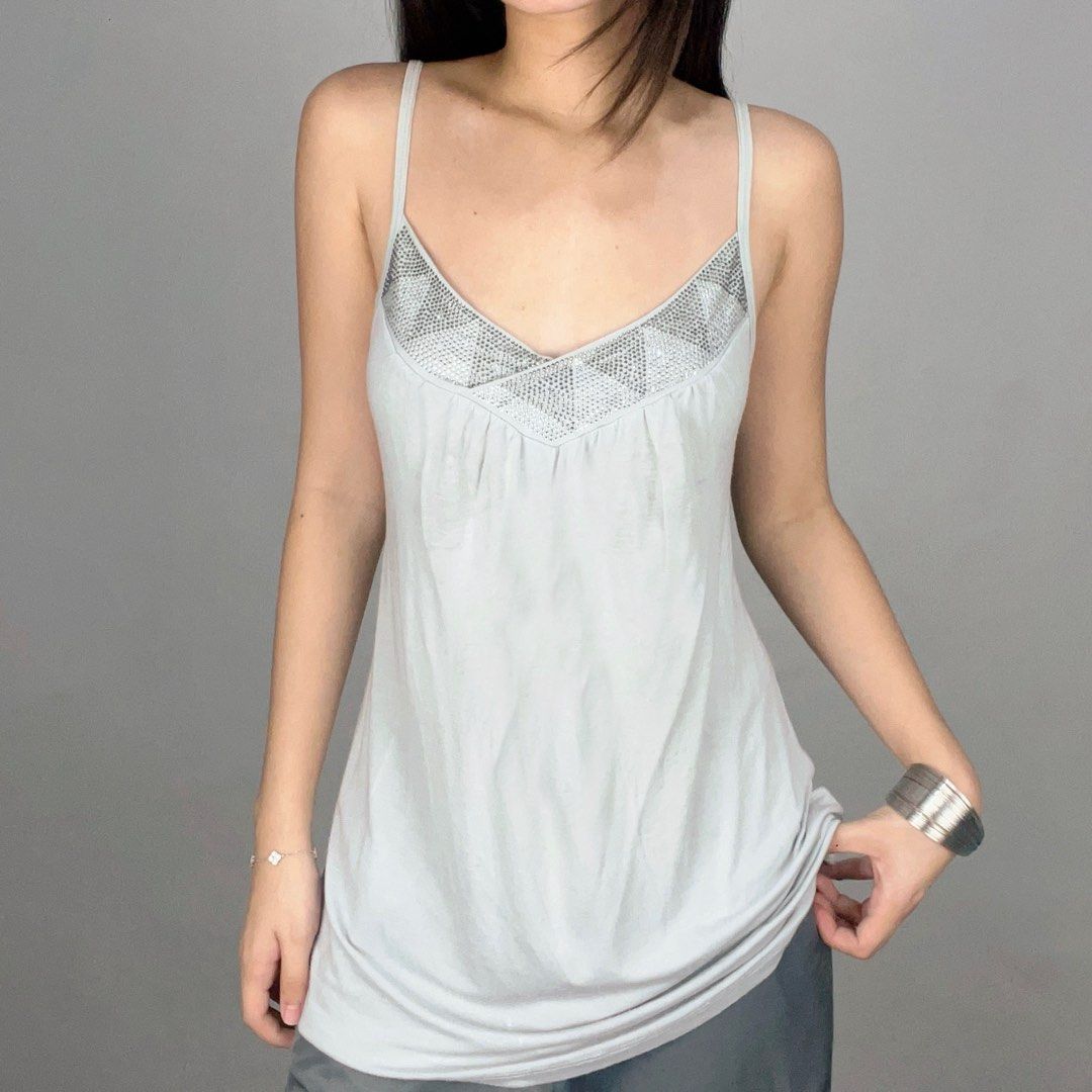 v-overlap rhinestones tank top (Category: Sleeveless) located in Manila. Submitted by pabili.ph (Listing ID 1467141236, Image 1). Description: medium to large L22" up to B38".