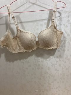 (Category: ) located in . Submitted by selena49 (Listing ID 1467104671, Image 1). Description: .