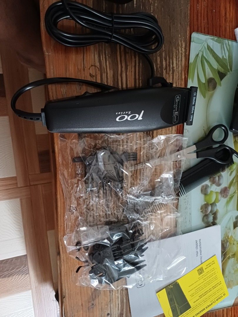 Wahl groom ease (Category: Hair) located in Manila. Submitted by ray_9104 (Listing ID 1466993356, Image 1). Description: .