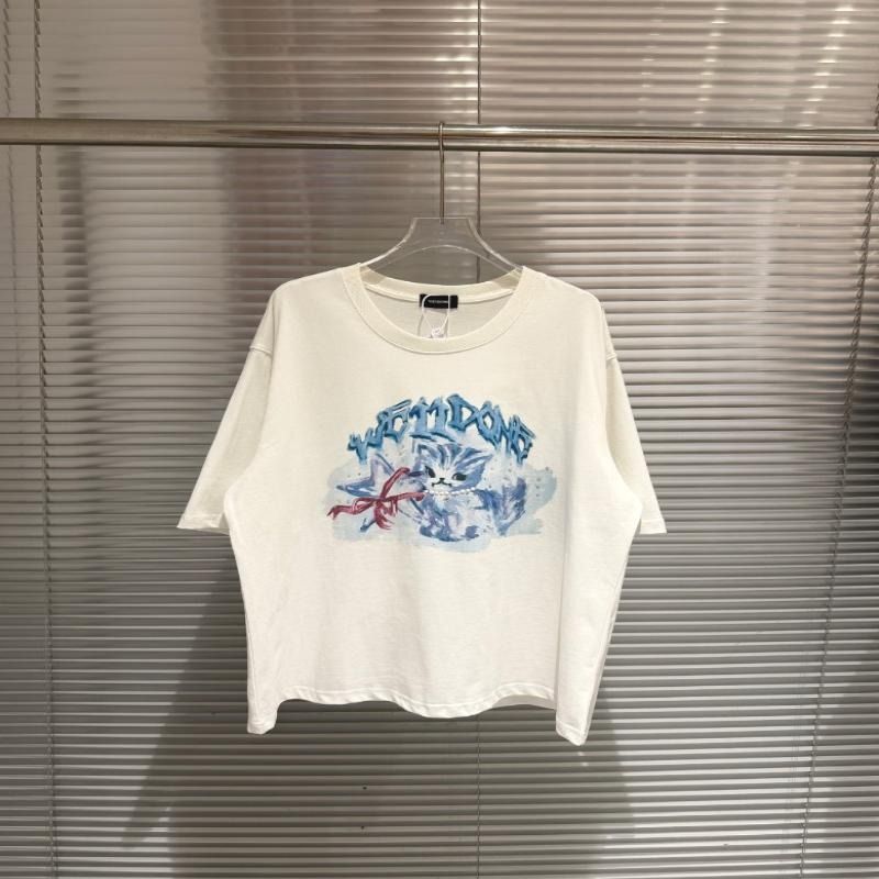 WELLDONE 26SS春夏 Amber貓咪珍珠項鍊水彩印花短袖 寬鬆休閒半袖 T恤 S-XXL （分類：T-shirt、恤衫、有領衫）位於 Hong Kong。 由 gwengreenholt 提交（商品編號 1467104412，圖片 3）。簡介： 📏 尺碼範圍：S至XXL，只做工藝與品質兼優的靚貨 📸 所有展示圖片均為實拍，真正做到所見即所得 ✅ 產品品質有保障，支持退換服務 🚚 不設面交，只透過快遞寄送，購物體驗省心又方便。