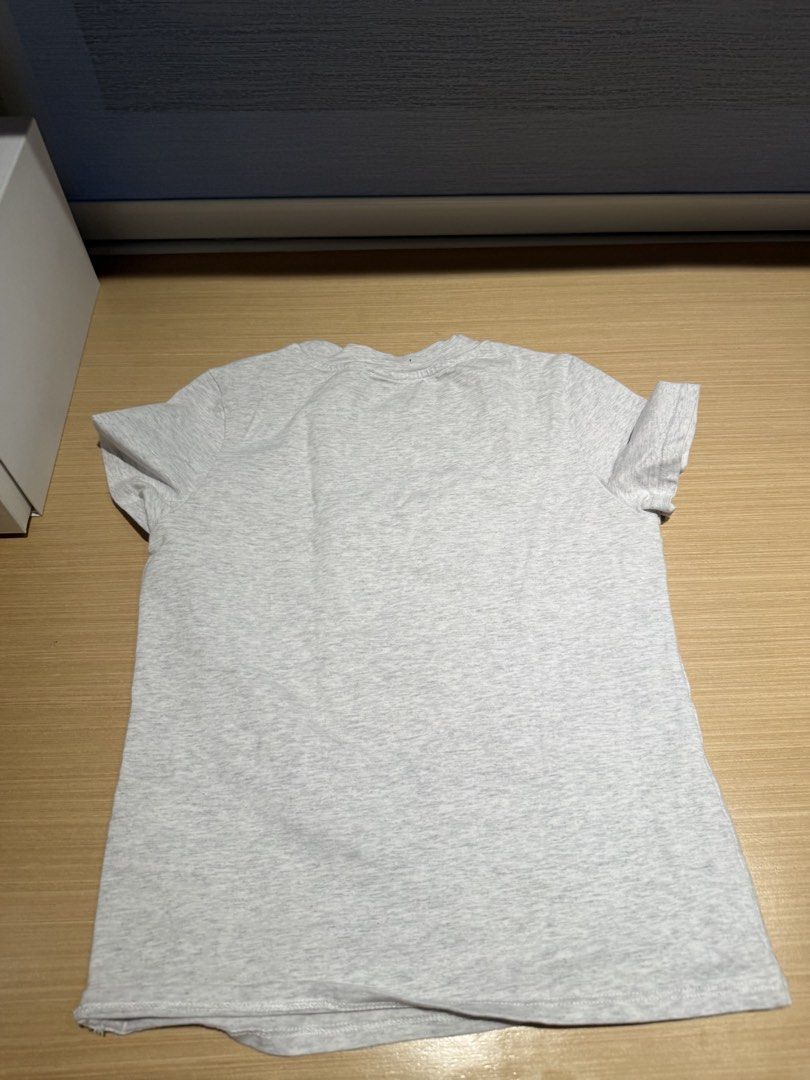 White fox grey graphic baby tee (Category: Shirts) located in Makati City. Submitted by jorjarosee (Listing ID 1467097876, Image 2). Description: .