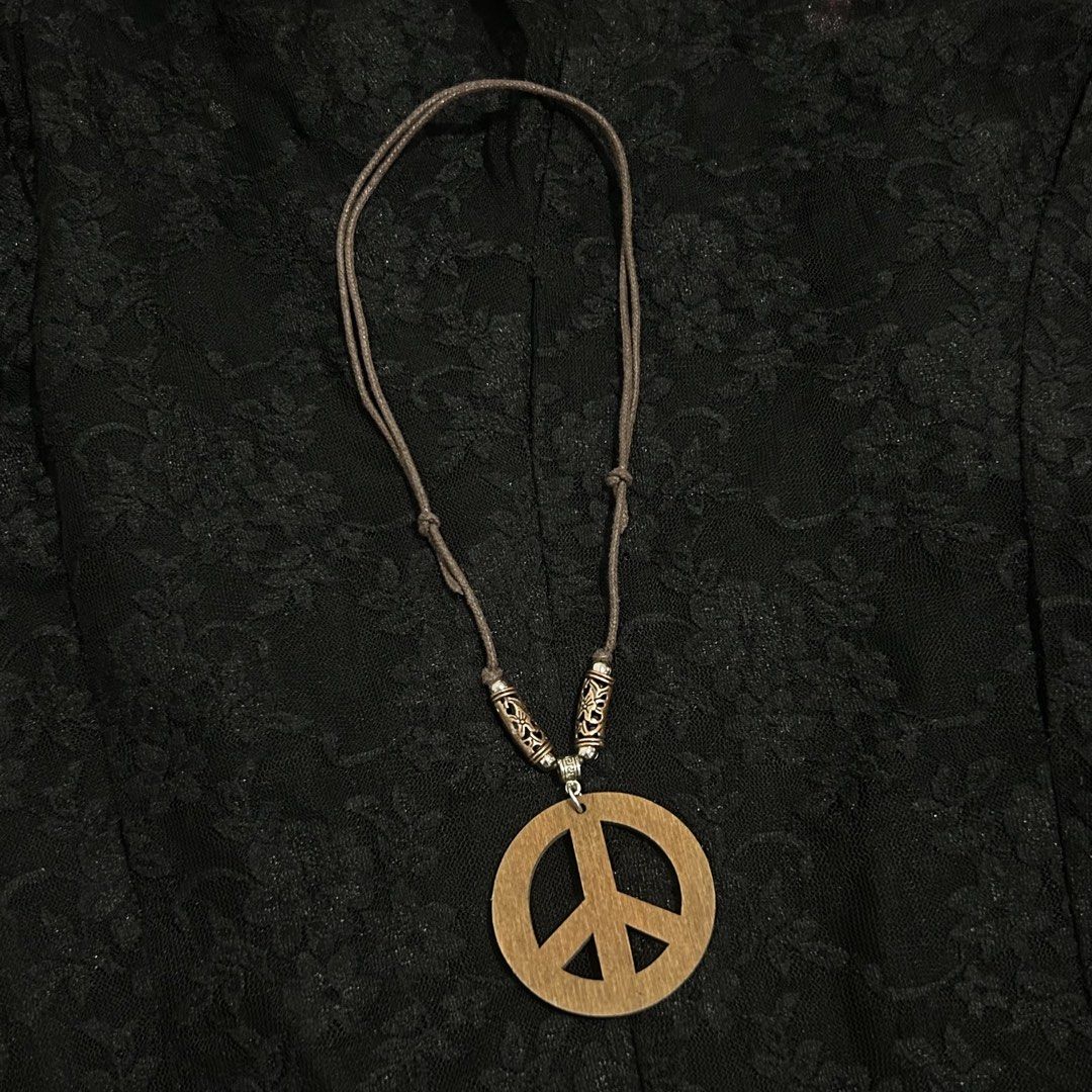 wooden peace necklace (Category: Necklaces) located in Manila. Submitted by sophialeigh (Listing ID 1467163494, Image 1). Description: - handmade - adjustable 🏷️ alt goth punk grunge y2k vkei accessories jewelry .