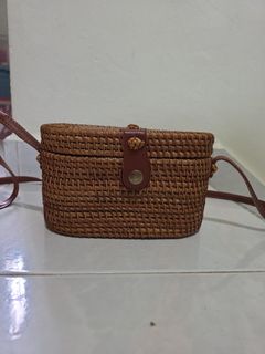 (Category: ) located in . Submitted by gdkharmaaaaaa (Listing ID 1467025610, Image 1). Description: .