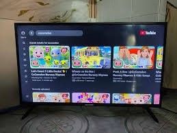 Xenon 32 inch smart tv (Category: TV) located in Manila. Submitted by spider.53659f (Listing ID 1467038768, Image 1). Description: xenon 32 inch smart tv working no issue smooth unit pickup lang sa place ko.