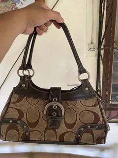 (Category: ) located in . Submitted by preme2ow9 (Listing ID 1466986717, Image 1). Description: .