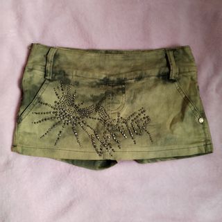 (Category: ) located in . Submitted by nicakess789 (Listing ID 1467059744, Image 1). Description: .