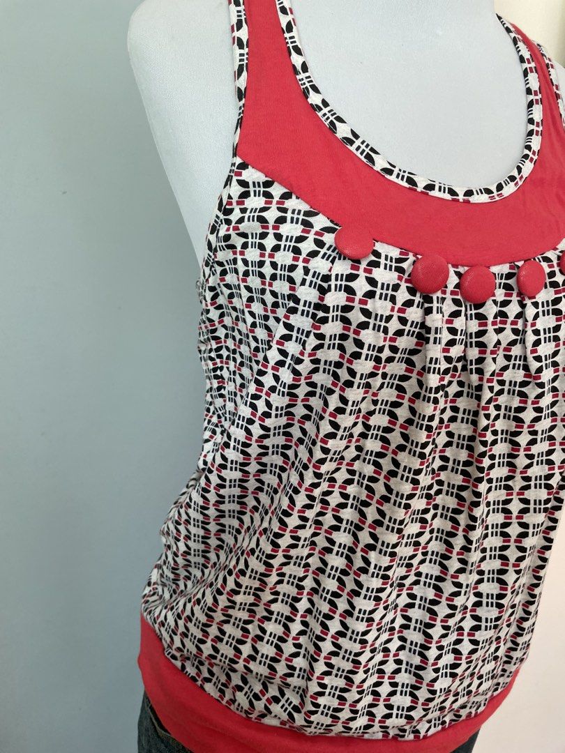 Y2k funky top (Category: Sleeveless) located in Abucay. Submitted by tap-thrift (Listing ID 1467037276, Image 2). Description: .