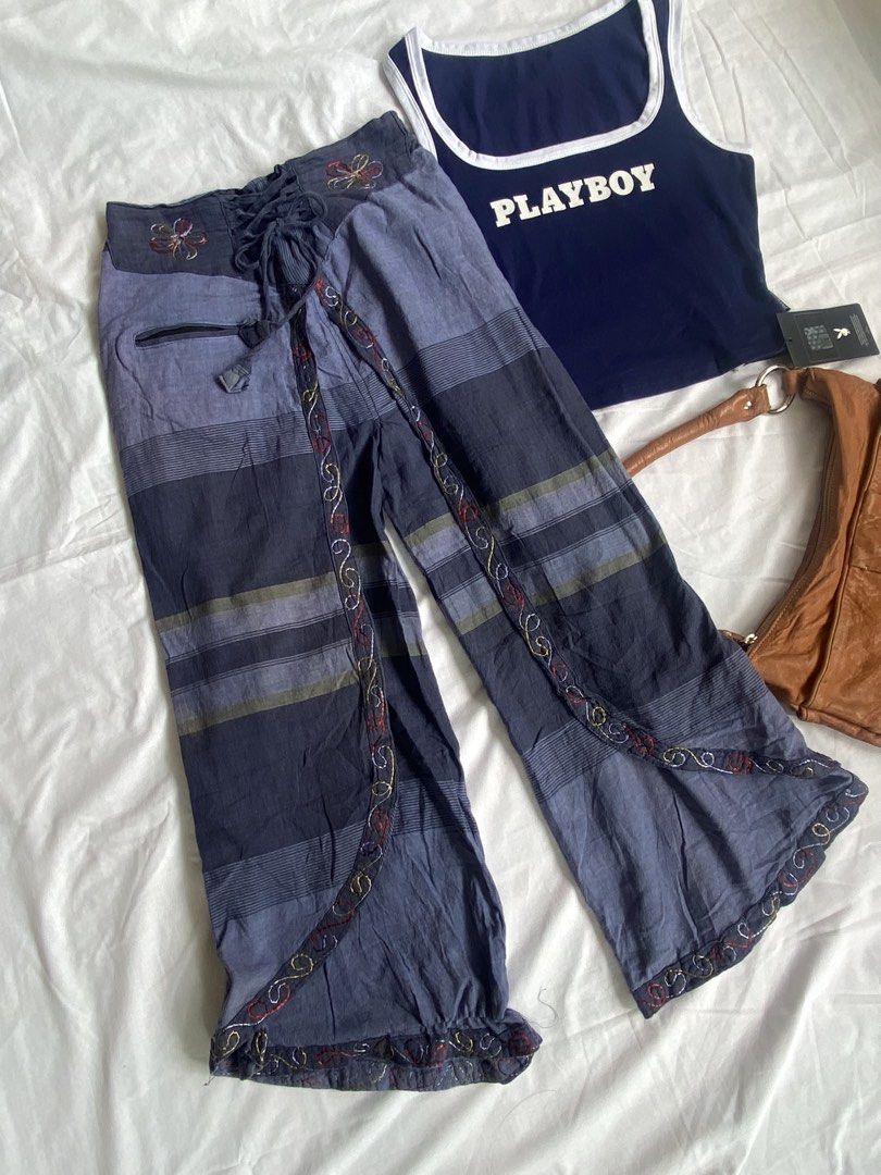 Y2k Set (Category: Sets or Coordinates) located in Tumauini. Submitted by bihisbyme (Listing ID 1467021667, Image 3). Description: Sizes: Top - can fit small(size on tag) upto medium body frame Bottom - waist:26-32 inches; length:34 inches (butterfly type) Issue: Top - none, brand new Bottom - thrift, no issue Prices: Mine ₱475 Happy shopping!! 🛒 🛍️.