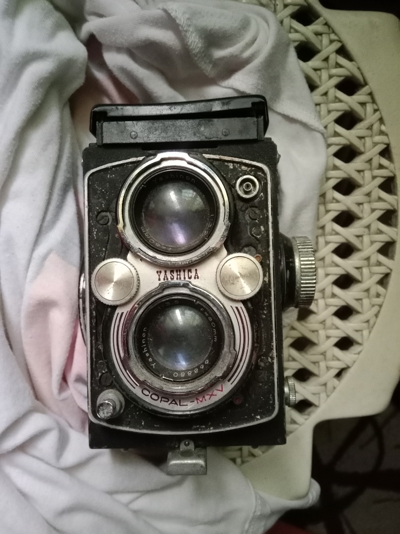 YASHICA 1950's TLR Camera, Toys & Collectibles, Memorabilia & Antiques ...