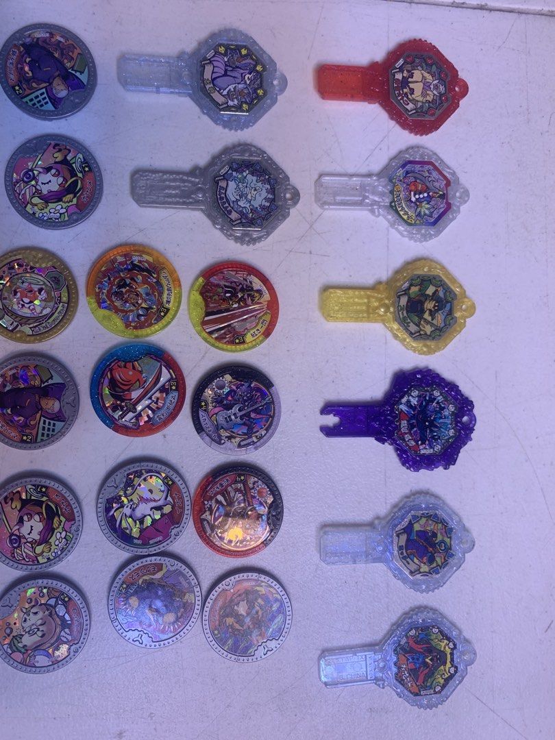 Yokai - Keys / Tokens (Category: Action & Battle Toys) located in Carmona. Submitted by bihira (Listing ID 1467031495, Image 2). Description: Yokai - Keys / Tokens - WYSIWYG - Set.