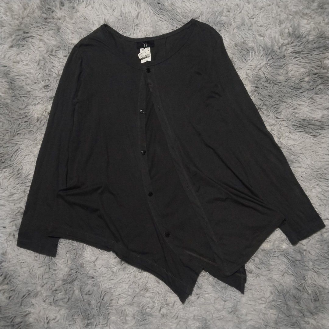 Y'S Yohji Yamamoto (Category: Others Tops) located in Dasmarinas. Submitted by oneofakind_98 (Listing ID 1467132383, Image 1). Description: Y'S Yohji Yamamoto Cardigan - Good condition - Authentic - Soft strechy material - Button down Measurement when Iaid flat Size 3 on tag 18 inches armpit to armpit 29 inches length 18 inches shoulder to shoulder 25 inches sleeve 16.5 inches chest 1880 shipped via JNT.